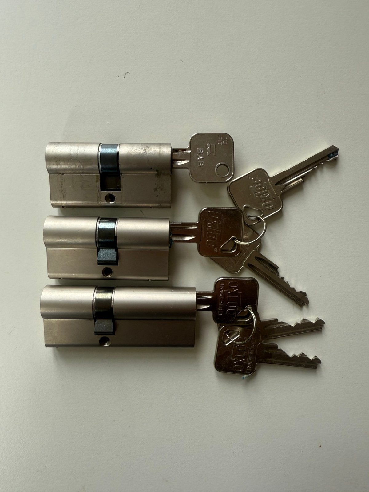 3 x cylinders, Ophalen of Verzenden, Zo goed als nieuw, Rvs, Slot
