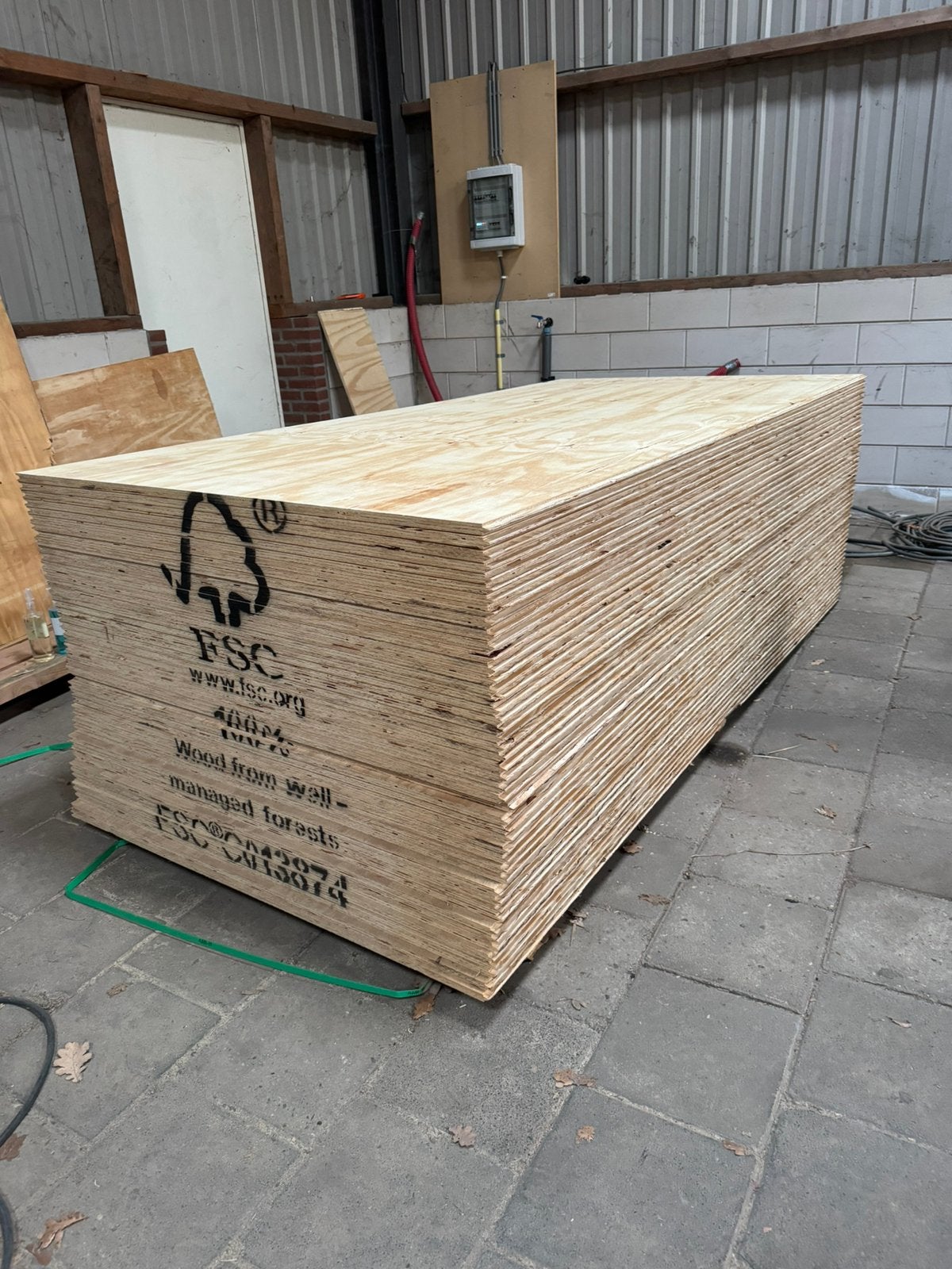 Nieuwe underlayment platen 244x122 18mm A keus, Ophalen, Planken, Nieuw, Hardhout