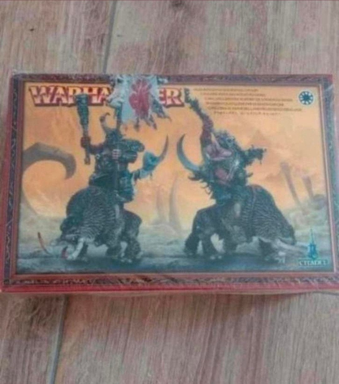 Warhammer Age of Sigmar Ogre Kingdoms Mournfang Cavalry new, Hobby en Vrije tijd, Wargaming, Ophalen of Verzenden, Nieuw, Warhammer