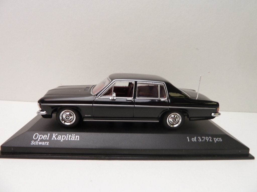 Opel Kapitein  ''  Minichamps  '', Ophalen of Verzenden, Zo goed als nieuw, Auto, MiniChamps