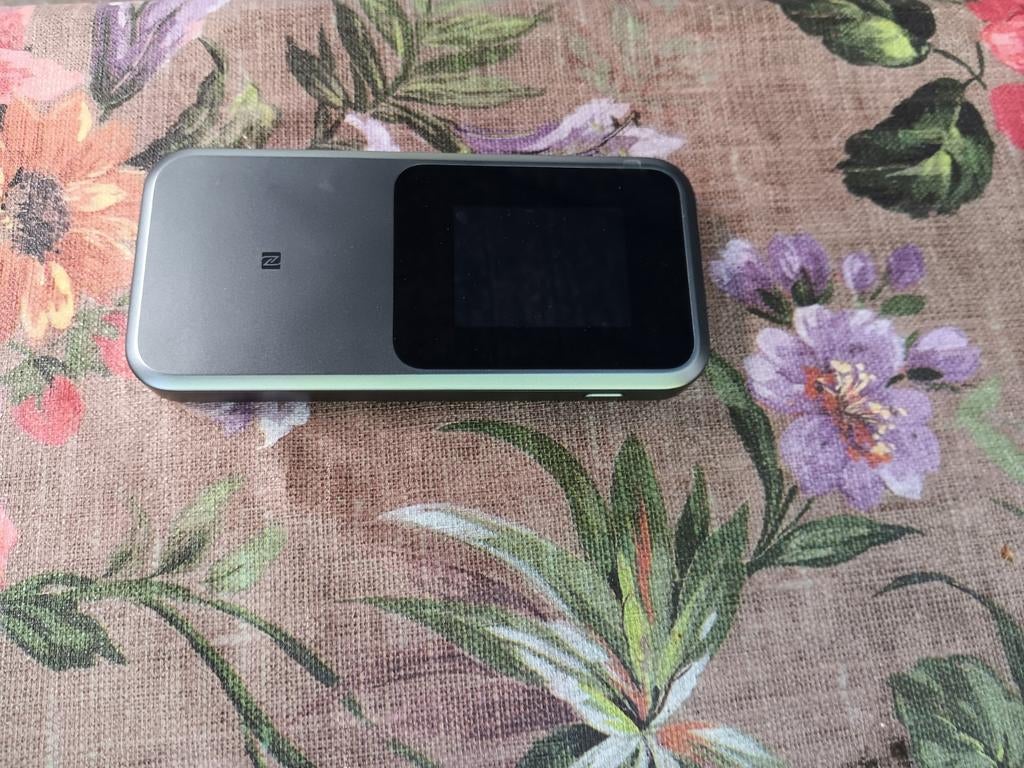 ZTE MU5120 MiFi router – 5G – simlockvrij, Computers en Software, Routers en Modems, Ophalen, Gebruikt, Router, ZTE MU5120