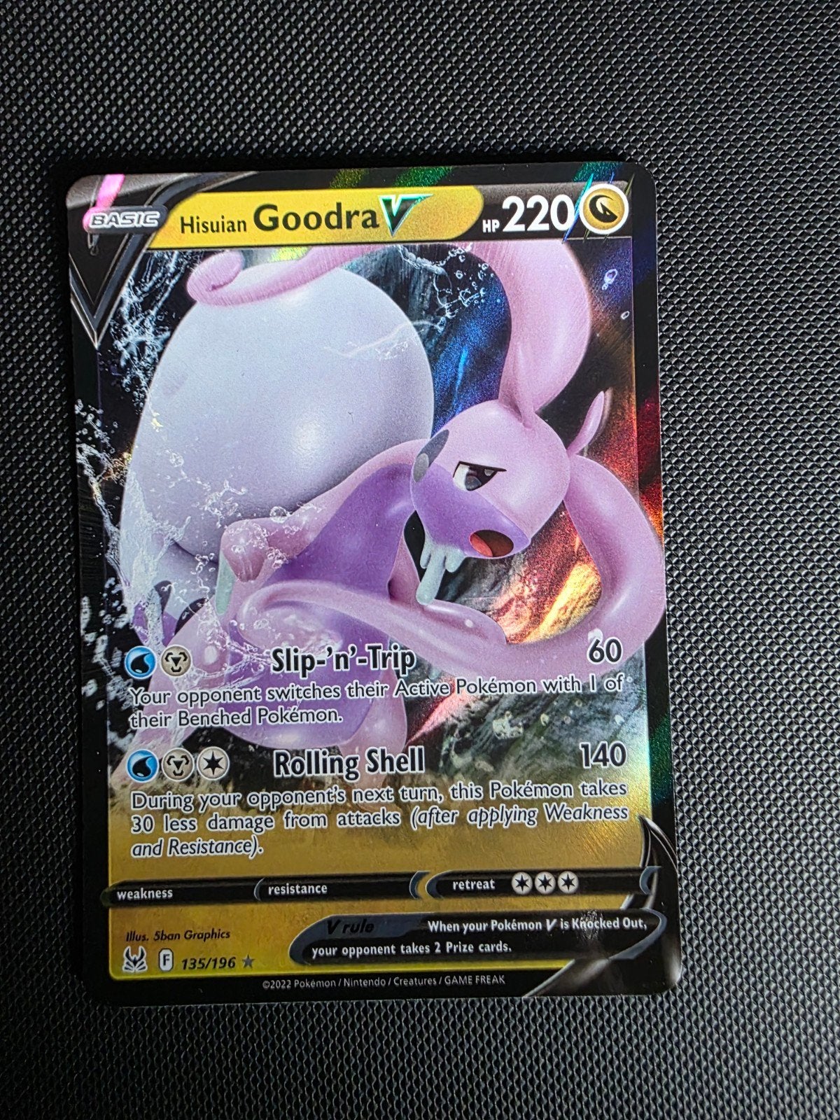 Hisuian goodra V #135 lost origin, Ophalen of Verzenden, Nieuw, Losse kaart