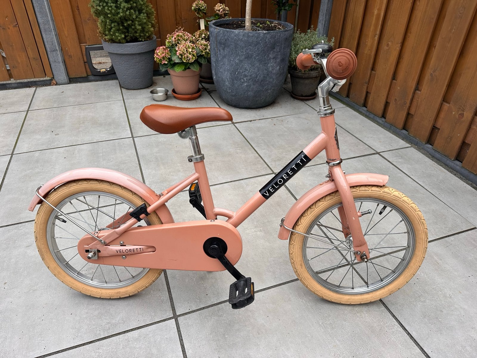Veloretti Maxi Kinderfiets 16 inch - Blazing Salmon, Ophalen, Gebruikt, 16 tot 20 inch
