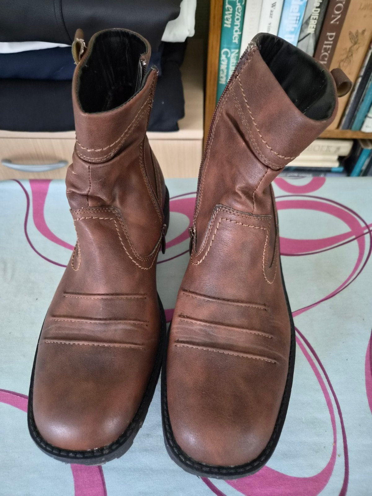 Nieuwe laarzen maat 41, Bruin, Boots, Nieuw, Ophalen of Verzenden
