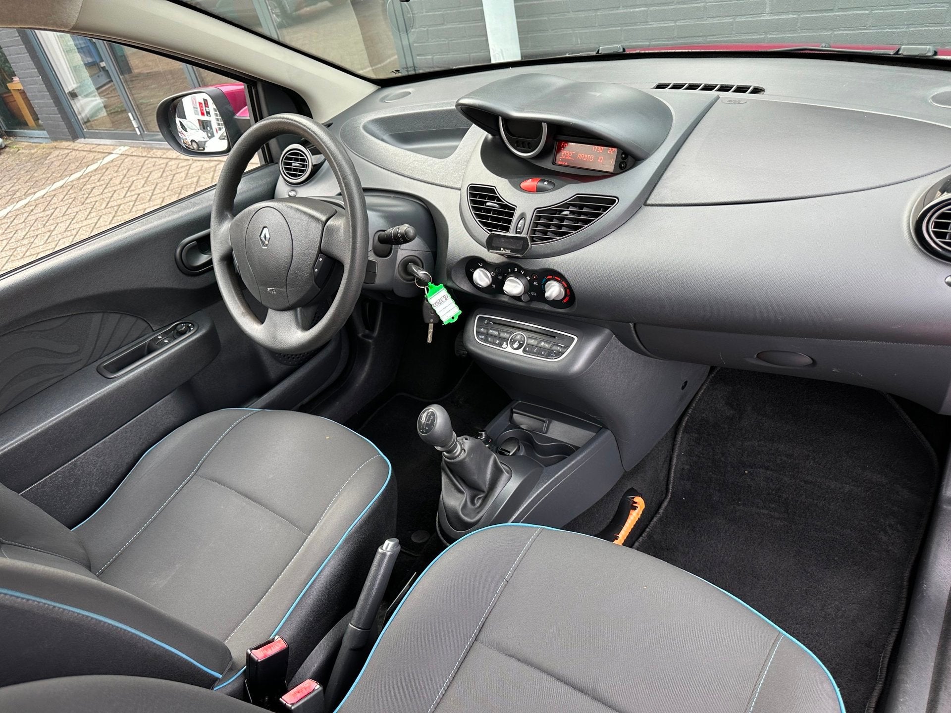 Renault Twingo 1.2 16V Collection/AIRCO/NETTE STAAT!, Voorwielaandrijving, Twingo, Gebruikt, 4 stoelen