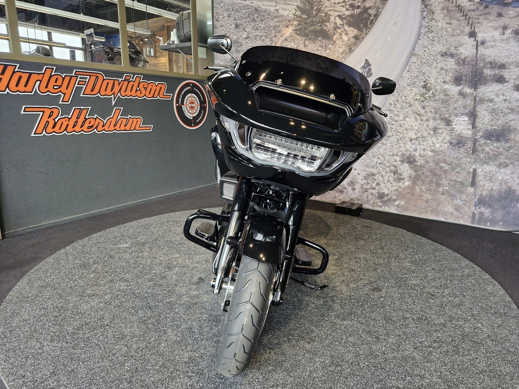 Harley-Davidson FLTRX ROAD GLIDE Black Trim - Vivid Black, Laan van Vredenoord 33
2289 DA  RIJSWIJK, NL, Bedrijf, Toermotor, Sales@harleydavidsonrotterdam.nl
