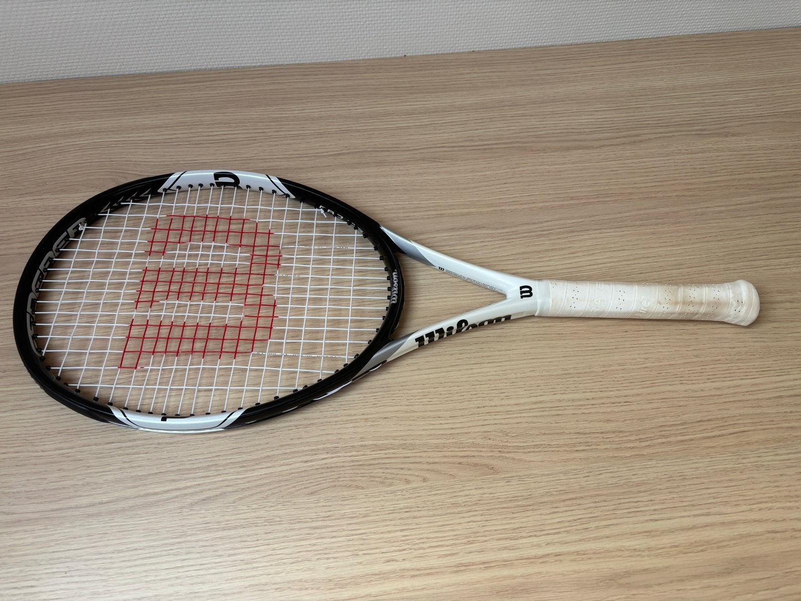 Wilson Federer Pro 105 Tennisracket - Zo goed als nieuw, Ophalen, Zo goed als nieuw, Racket, Wilson