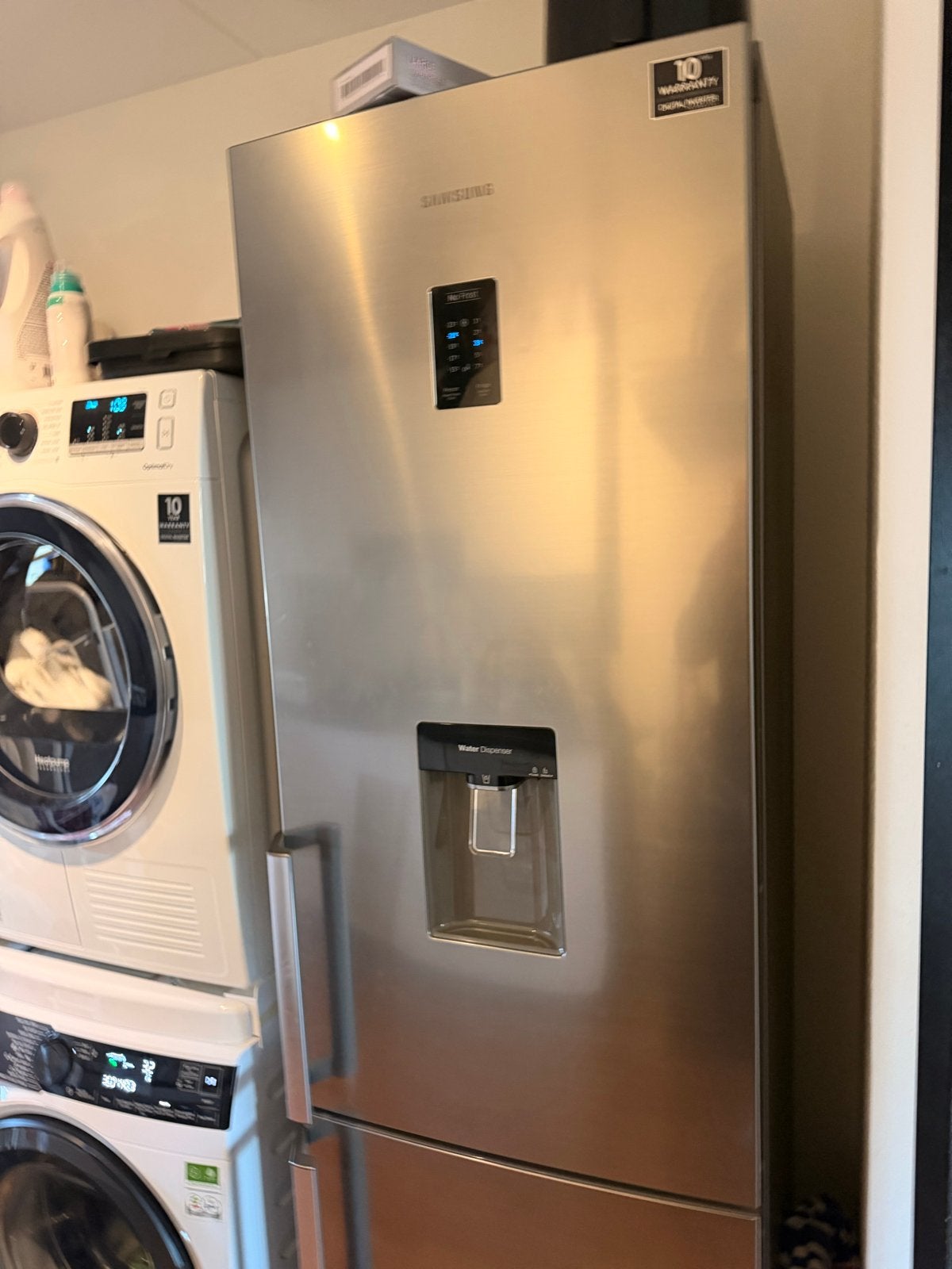 Samsung Koelkast met Vriezer en Waterdispenser