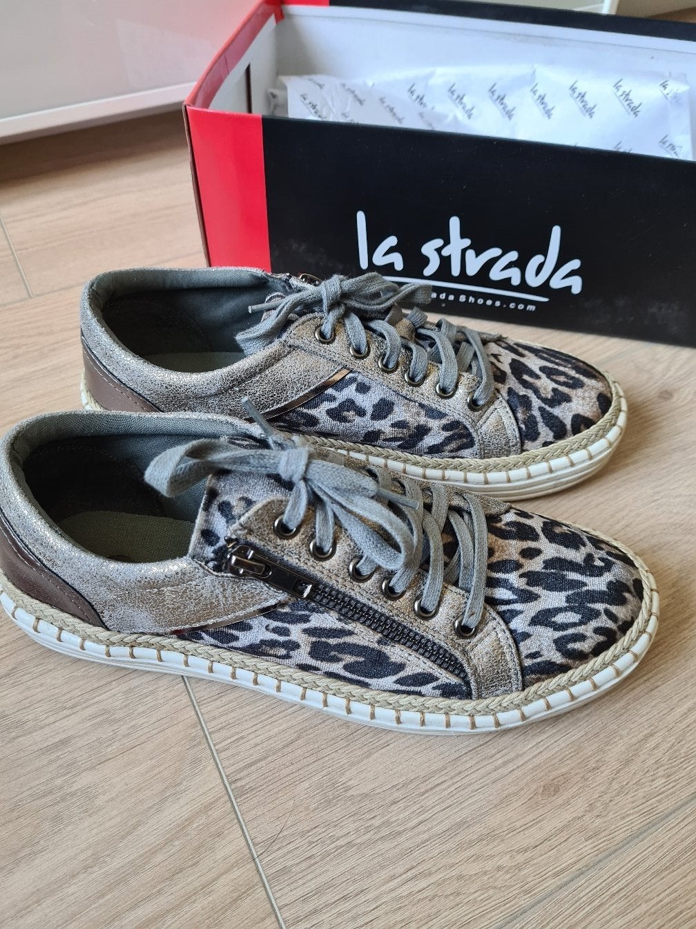 La Strada sneakers maat 37, Ophalen of Verzenden, Zo goed als nieuw, Sneakers of Gympen
