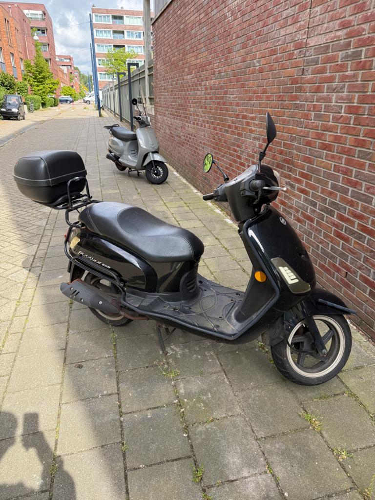 Sym Fiddle II 50cc 2019 - Lage compressie, hoog olieverbruik, Fietsen en Brommers, Scooters | SYM, Ophalen, Gebruikt, Maximaal 45 km/u