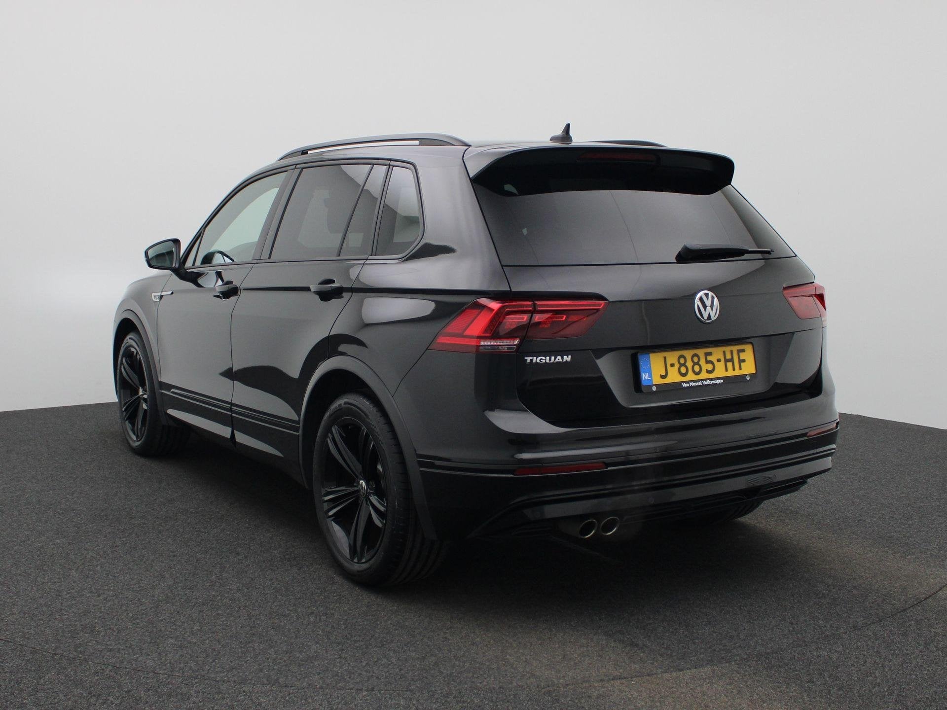 Volkswagen Tiguan 1.5 TSI ACT Highline Business R | 150 PK |, 12 maanden, Zwart, Origineel Nederlands, SUV of Terreinwagen