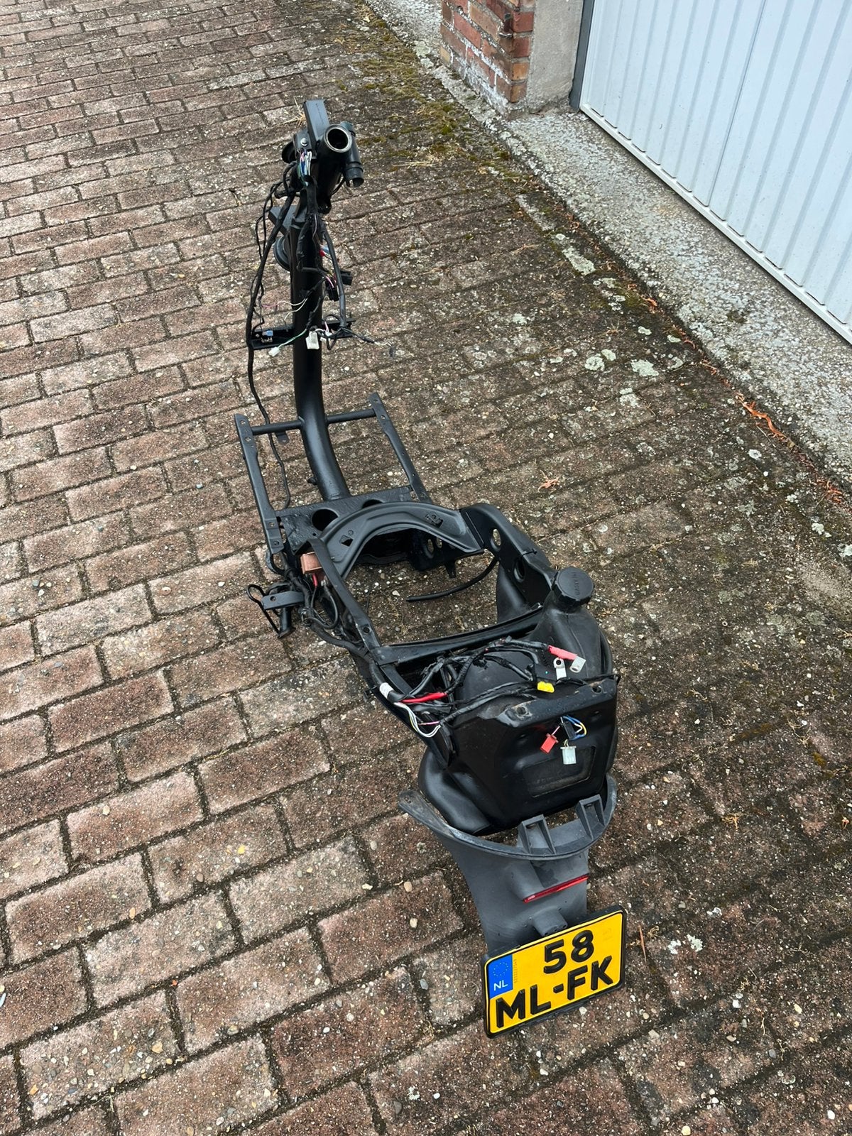 Piaggio zip 2000 a1 frame luxe plaat, Ophalen