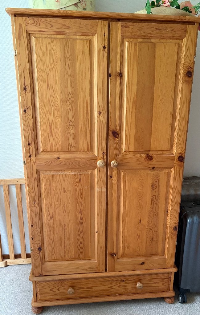 Engelse Klerenkast, Huis en Inrichting, Ophalen, 25 tot 50 cm, Minder dan 100 cm