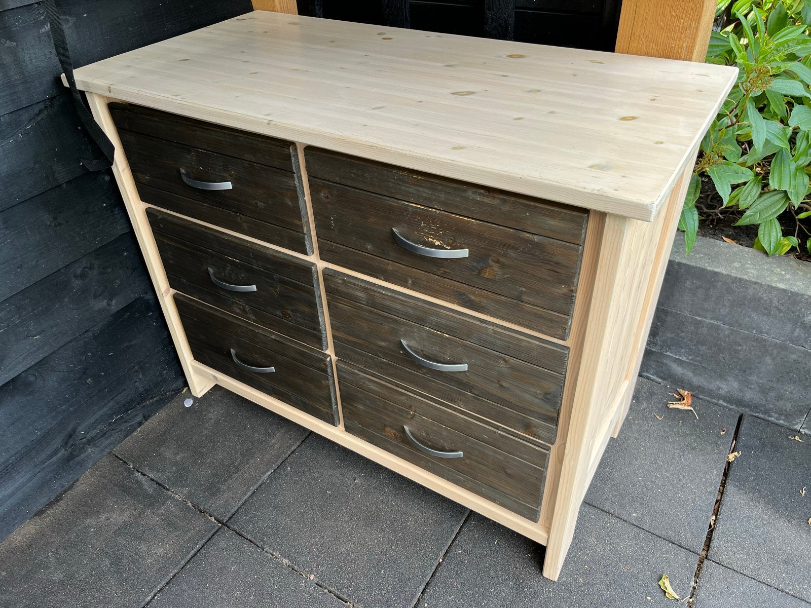 Houten kommode met 6 laden - Licht en donker hout, Ophalen, Gebruikt, 100 tot 150 cm, 5 laden of meer
