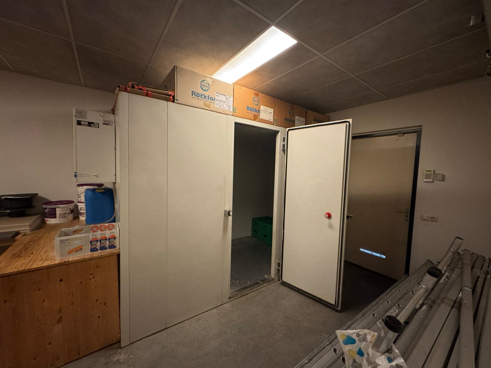 Gereserveerd. Professionele Koelcel - Goed Werkend, Ophalen, Gebruikt, Koelen en Vriezen