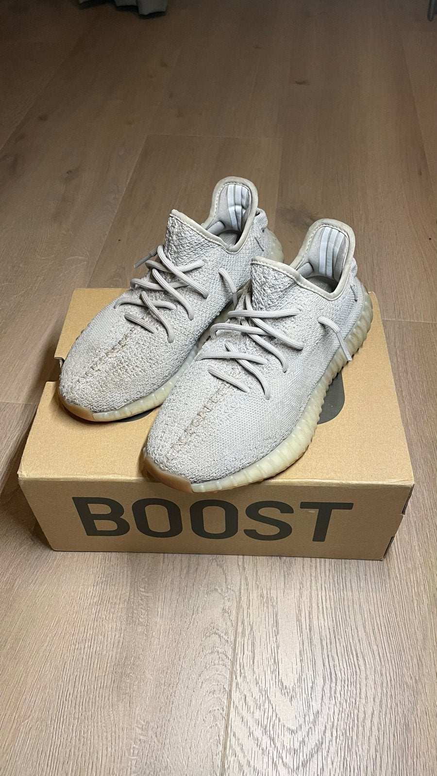 Adidas Yeezy Boost 350 V2 maat 38- Zo goed als nieuw, Kleding | Dames, Ophalen of Verzenden, Zo goed als nieuw, Grijs, Sneakers of Gympen