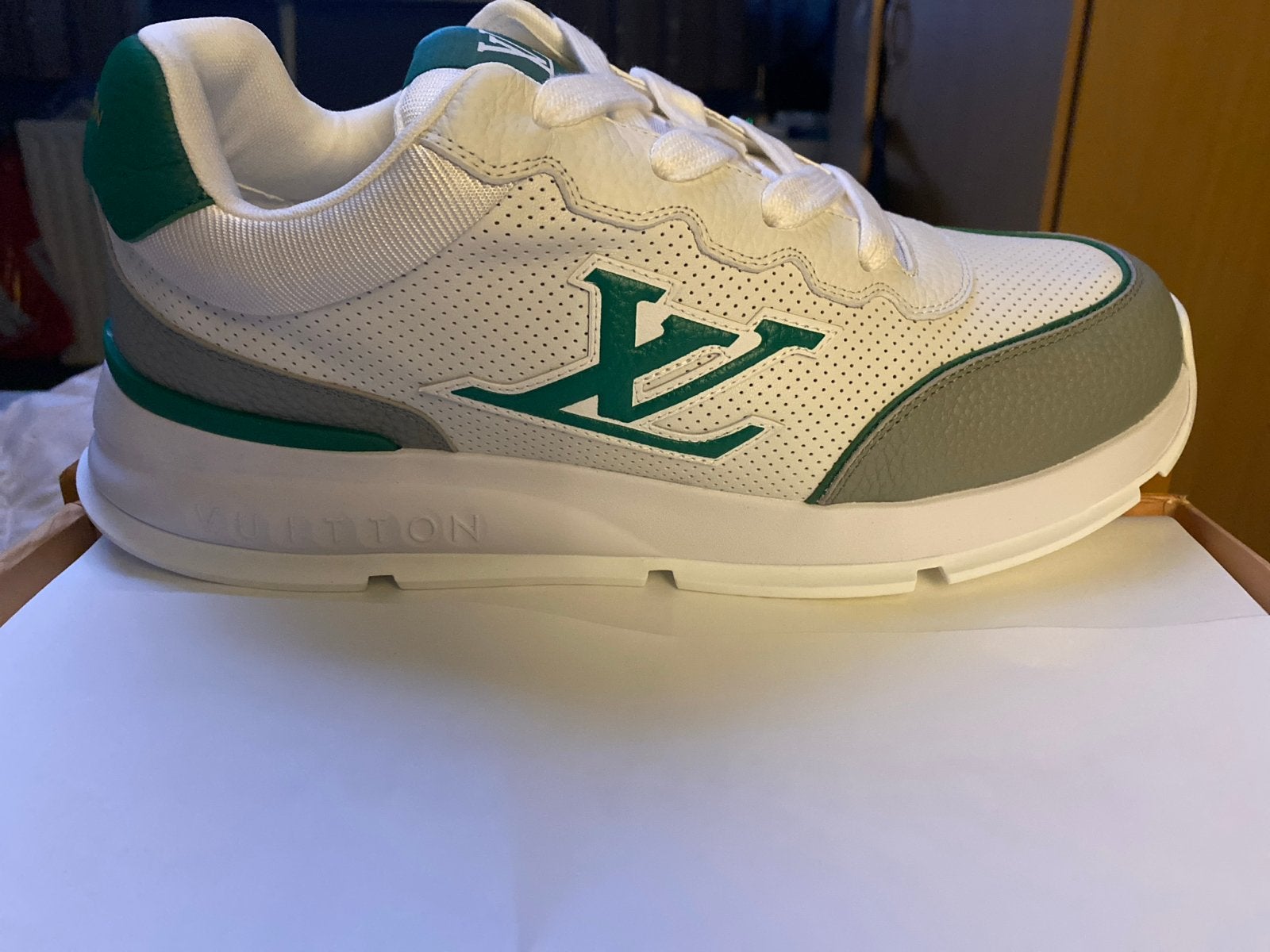 Louis Vuitton sneakers maat 44, Ophalen, Nieuw, Wit, Sneakers of Gympen