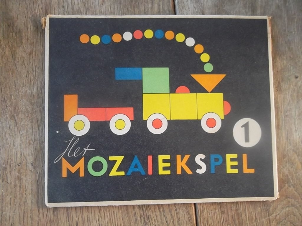 Het mozaiek spel :  mapje met acht kaarten oud!, Ophalen of Verzenden, Zo goed als nieuw