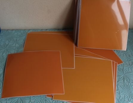 34 vintage plaktegels - zelfklevend - Oranje, Ophalen of Verzenden, Overige typen