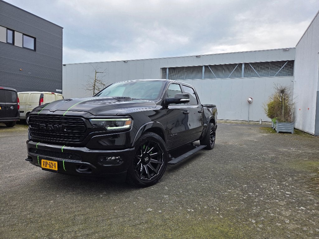 RAM 1500 LIMITED NIGHT EDITION Diamond Blac KM 87***, Automaat, Dealer onderhouden, Zwart, Zwart