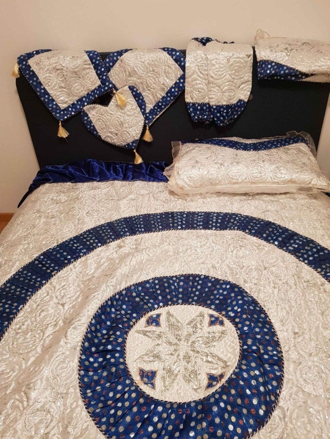 Twee verschillende soorten nieuwe plaids. De ene is een prac, Huis en Inrichting, Ophalen of Verzenden, Nieuw, Eenpersoons, Blauw
