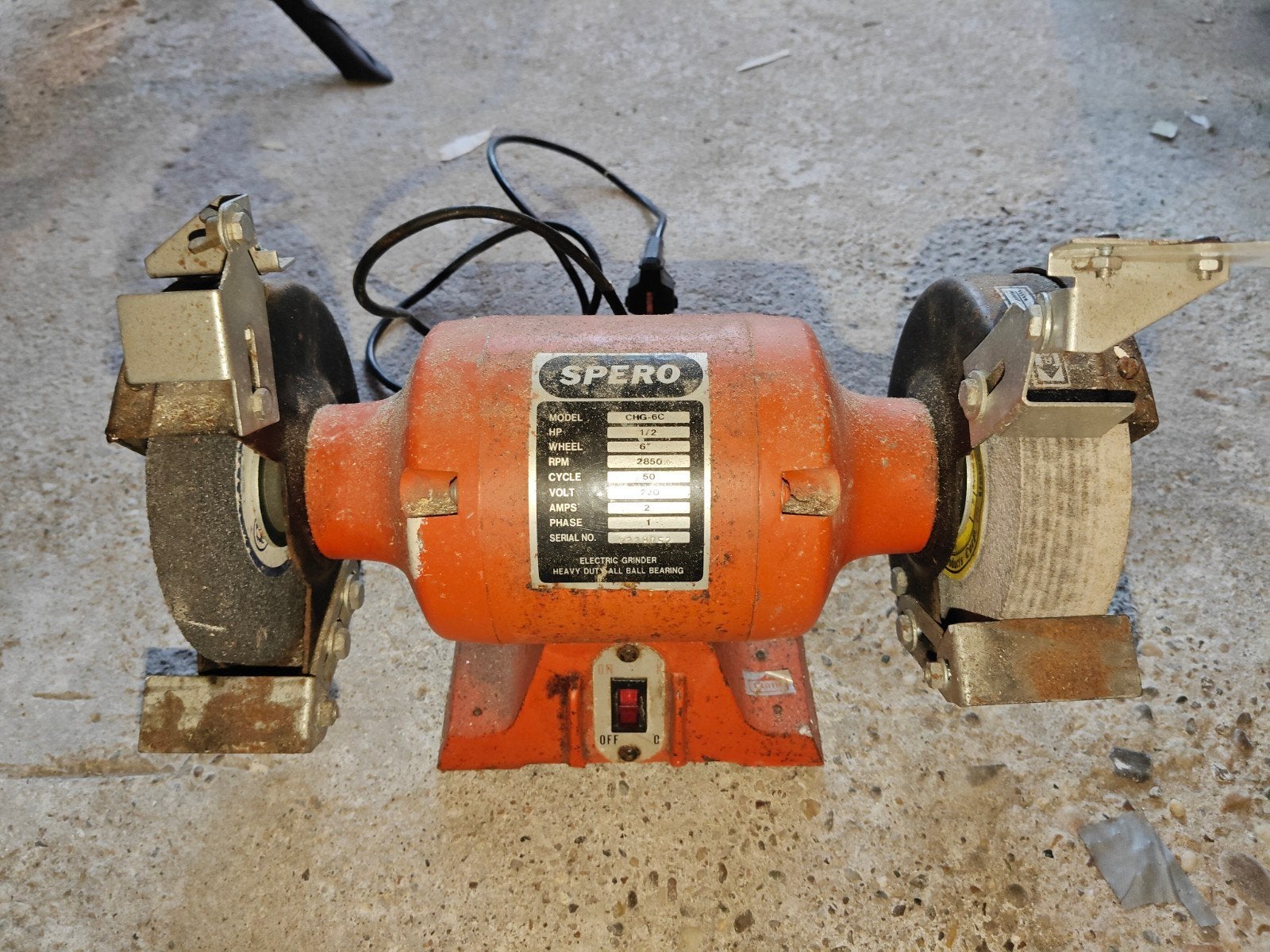 Slijpmachine, Doe-het-zelf en Verbouw, Ophalen, Gebruikt, Minder dan 700 watt, Werkbankslijpmachine