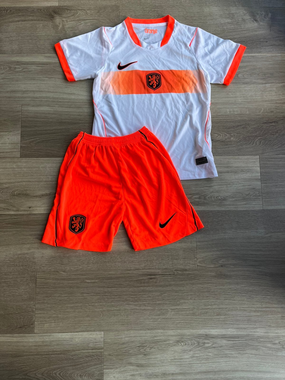 Nederlands elftal voetbalsetje maat 152 (size 26), Maat XS of kleiner, Ophalen of Verzenden, Nieuw, Shirt