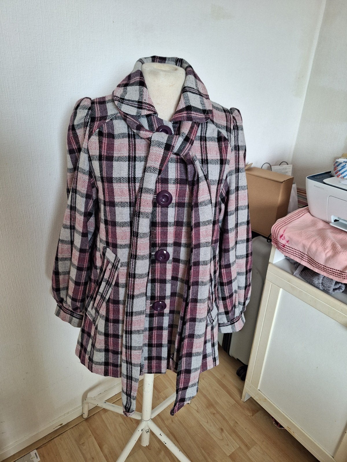 Geruite jas van Atmosphere, maat 38 (M), Kleding | Dames, Jassen | Winter, Zo goed als nieuw, Maat 38/40 (M), Paars, Ophalen of Verzenden