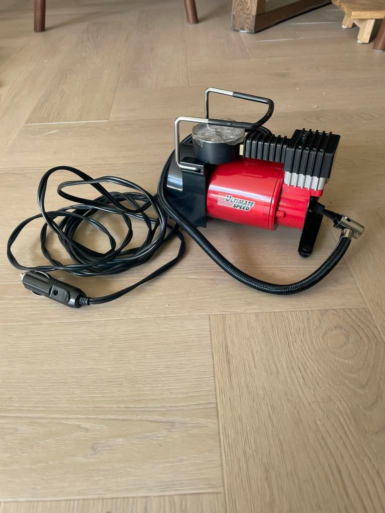 Compressor voor auto, Doe-het-zelf en Verbouw, Compressors, Minder dan 25 liter, Ophalen, Zo goed als nieuw, Minder dan 200 liter/min