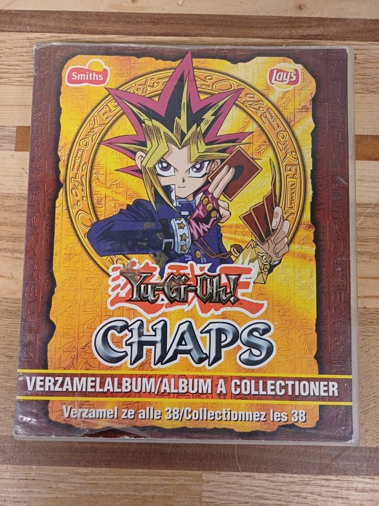 YU-GI-OH verzamelmap - Smiths & Lays, Hobby en Vrije tijd, Verzamelkaartspellen | Yu-gi-Oh!, Ophalen of Verzenden, Gebruikt, Overige typen