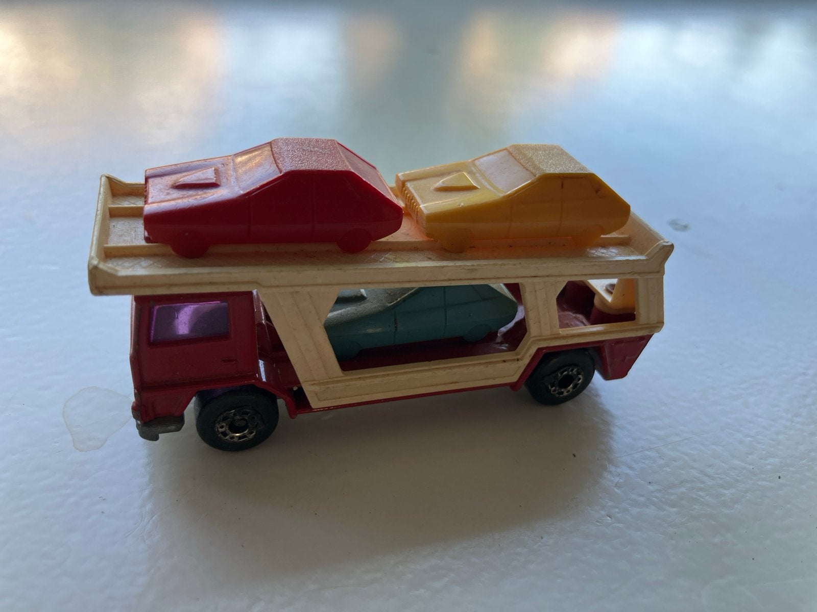 Matchbox Superfast No. 11 Car Transporter 1976 met auto's, Ophalen of Verzenden, Gebruikt
