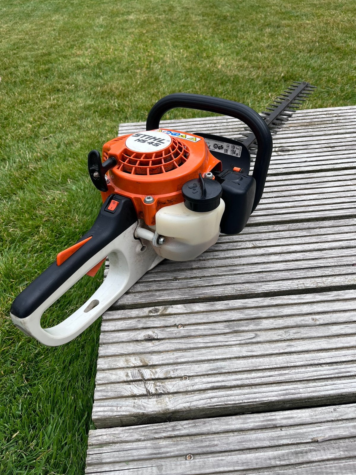 Stihl HS 45 benzine Heggenschaar, Ophalen, Zo goed als nieuw, Benzine