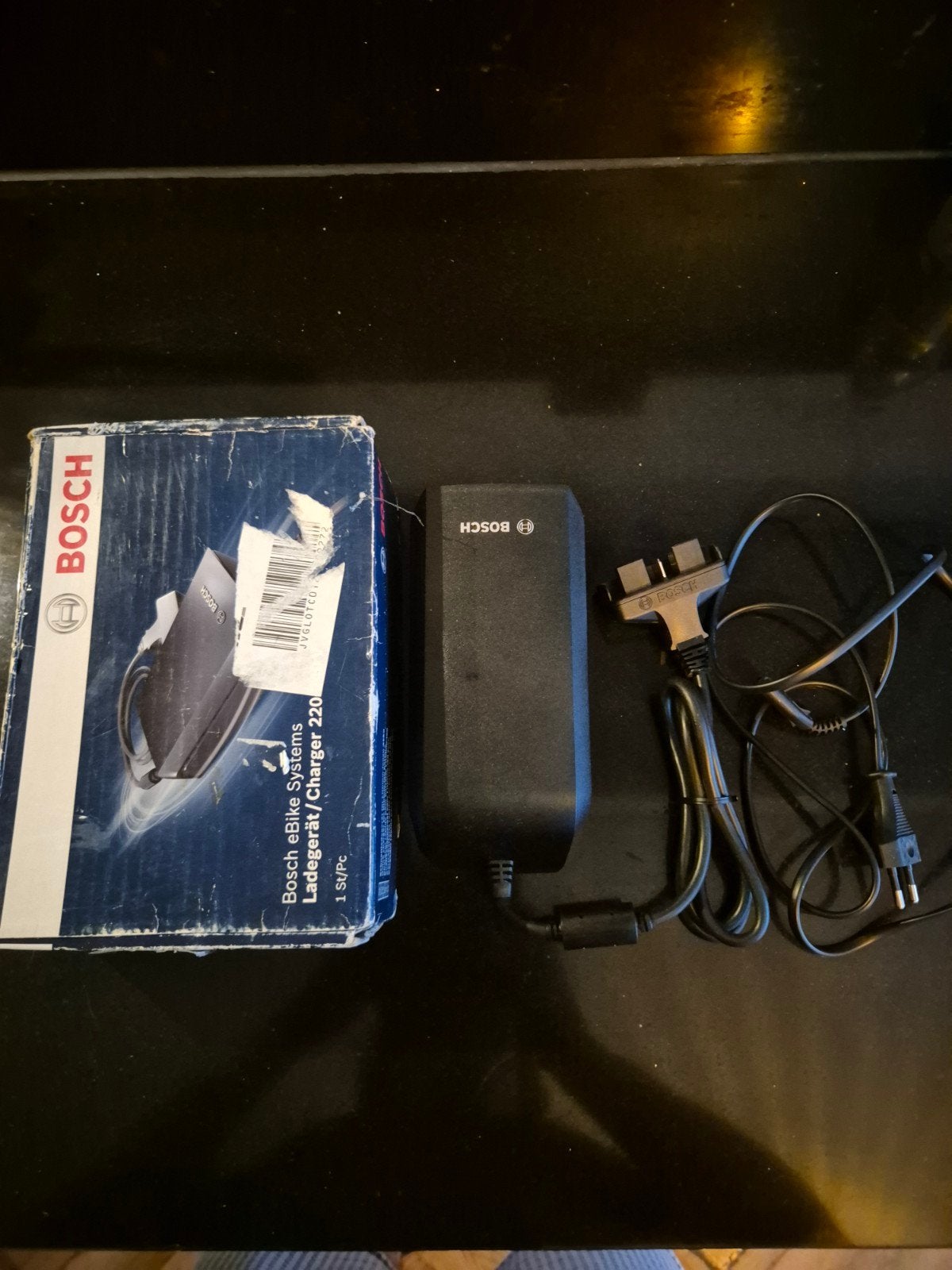 Bosch eBike Oplader nieuw, Fietsen en Brommers, Fietsaccessoires | Fietsaccu's, Ophalen of Verzenden, Nieuw