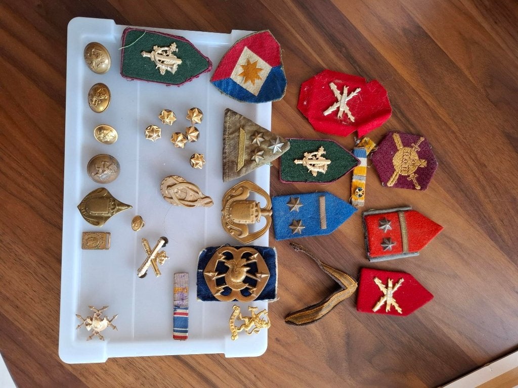 militaire emblemen, Verzamelen, Militaria | Algemeen, Ophalen of Verzenden, Landmacht, Nederland, Embleem of Badge