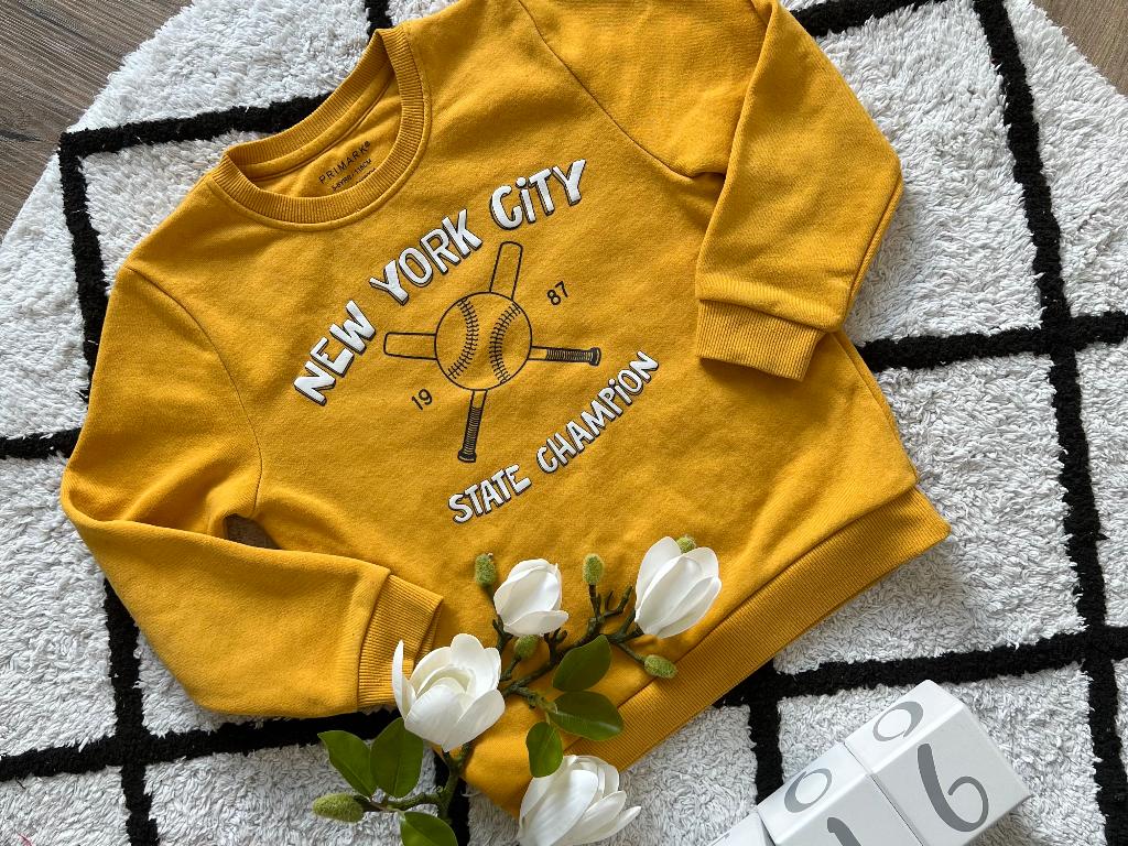 Heel goed geel Primark NYC oversized sweater trui 116 hoodie, Jongen of Meisje, Trui of Vest, Ophalen of Verzenden, Zo goed als nieuw