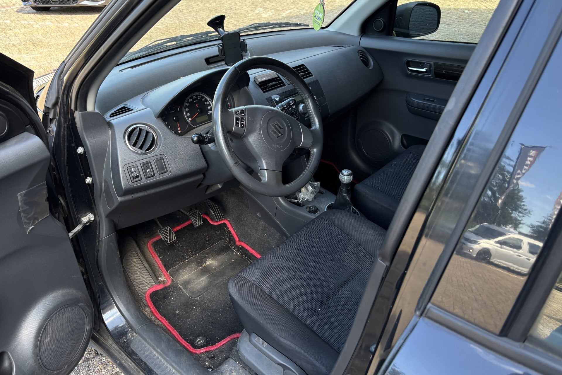 Suzuki Swift 1.3 Shogun | Koop of sloop! (bj 2007), Auto's, Suzuki, Voorwielaandrijving, Stof, Gebruikt, Zwart