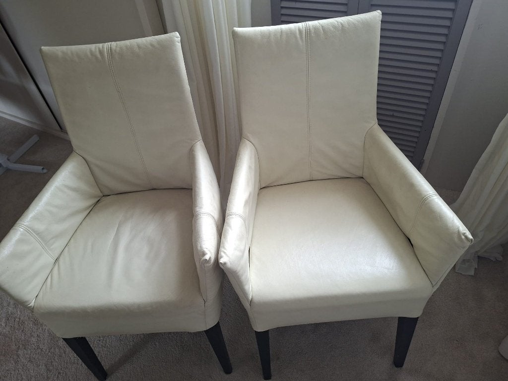 4 leren crème kleurige stoelen, Huis en Inrichting, Ophalen, Leren strakke eettafel stoelen, Wit, Leer