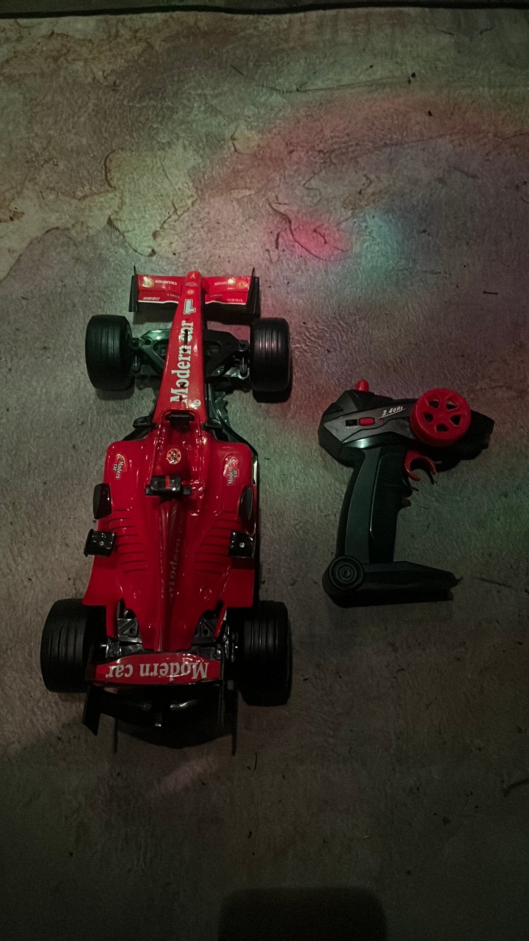 Bestuurbare RC Formule 1 raceauto rood – "Modern Car" nr. 1, Ophalen of Verzenden, Zo goed als nieuw, Auto onroad