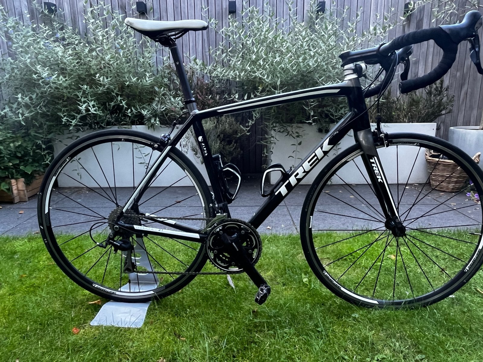 Trek Madone 2.1 racefiets, Fietsen en Brommers, Fietsen | Racefietsen, 28 inch, Gebruikt, Aluminium, Meer dan 20 versnellingen