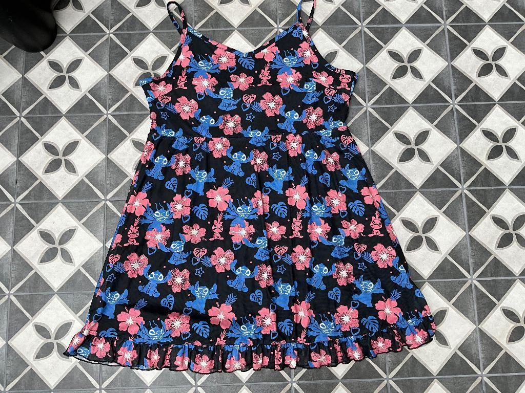 Korte zomer  jurk meerkleurig van Lilo & Stitch Maat L, Kleding | Dames, Jurken, Korte zomer jurk meerkleurig van Lilo & Stitch Maat L