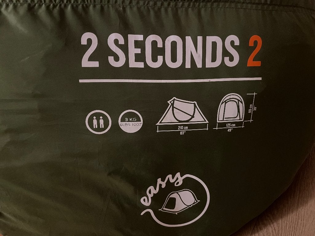 Quechua tent 2 personen, Ophalen, Zo goed als nieuw, Tot en met 2