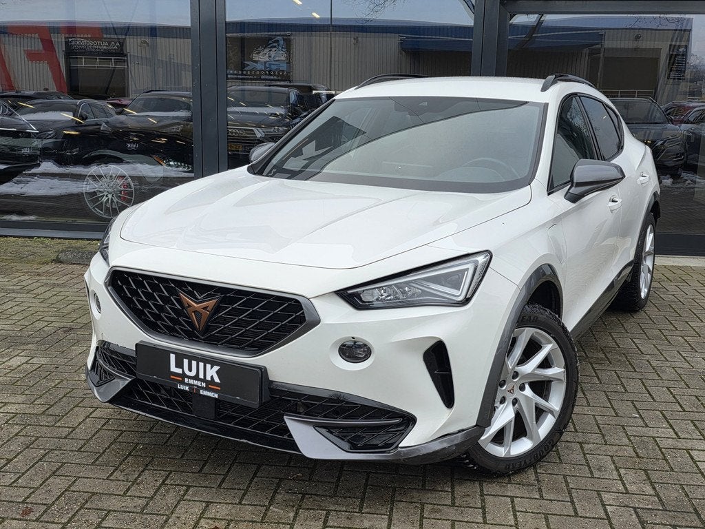 CUPRA Formentor 1.4 e-Hybrid Business + VOL OPTIES + DEALERO, Gebruikt, Zwart, 4 cilinders, Formentor