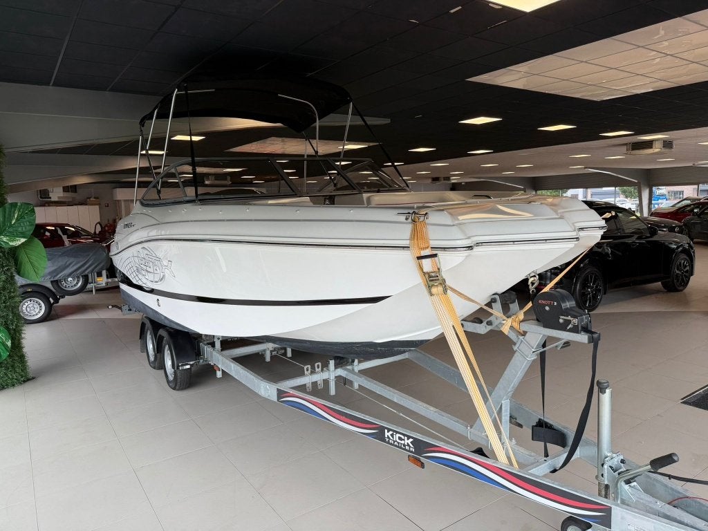 Rinker MTX 210 BOWRIDER Volvo 4.3GXI V6 slechts 235 uur!, Watersport en Boten, Speedboten, Overige merken, 225 pk, Zo goed als nieuw