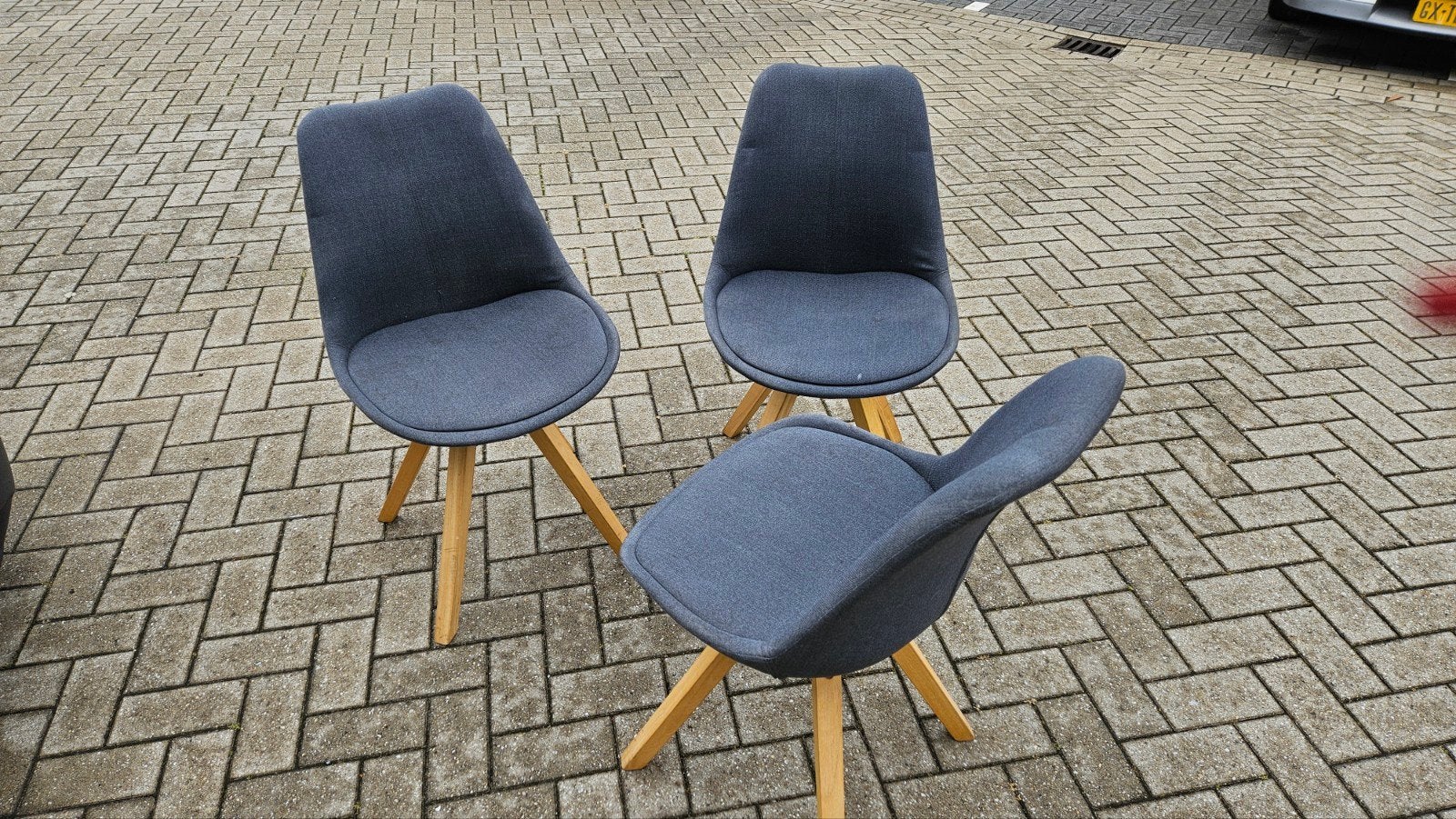 Set van 3 grijze stoelen met houten poten, Ophalen, Gebruikt, Stof, Grijs