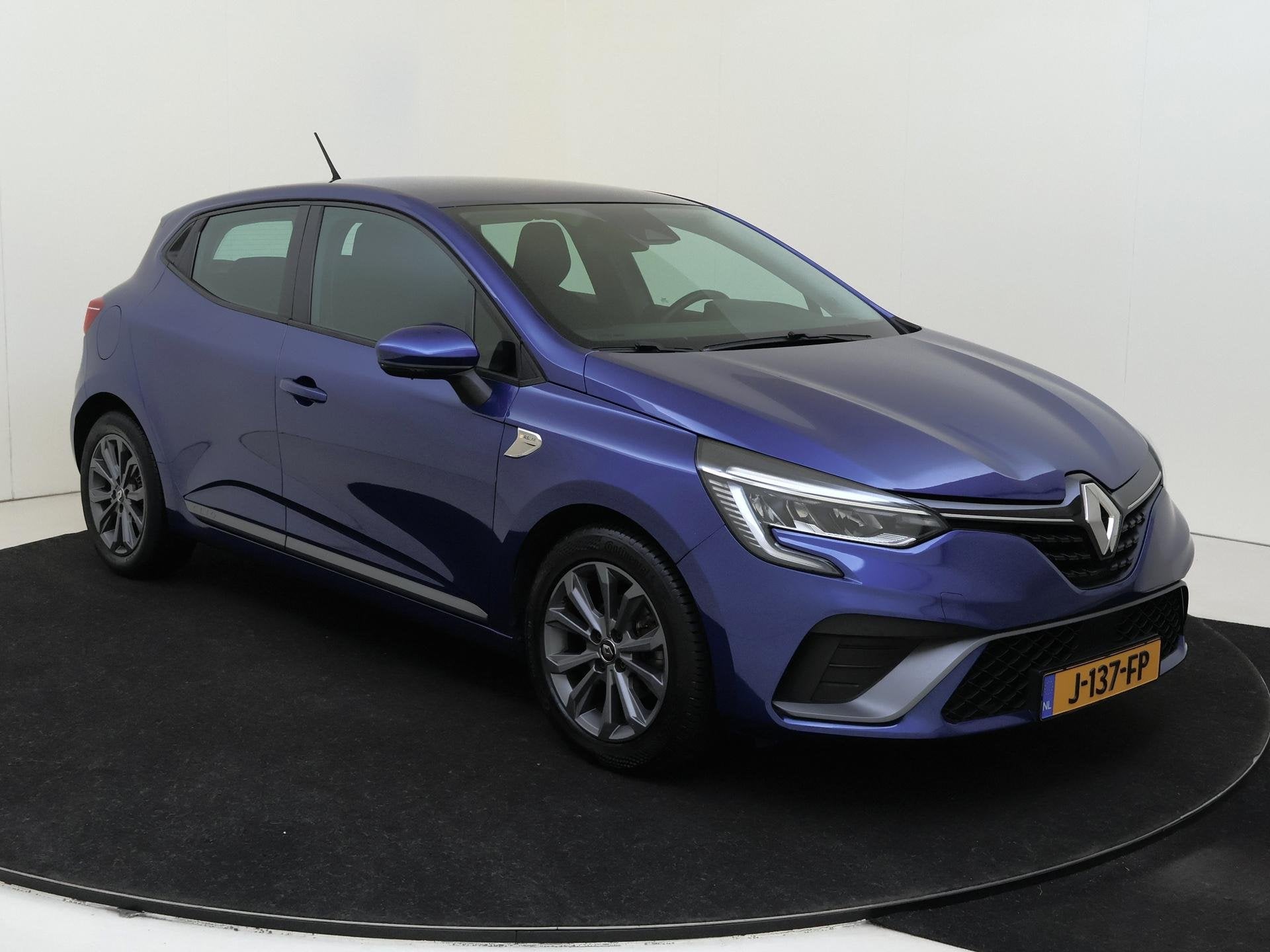 Renault Clio 1.0 TCe Zen | RS-Line Apple Carplay | LM Velgen, Auto's, Voorwielaandrijving, Dealer onderhouden, Gebruikt, Euro 6