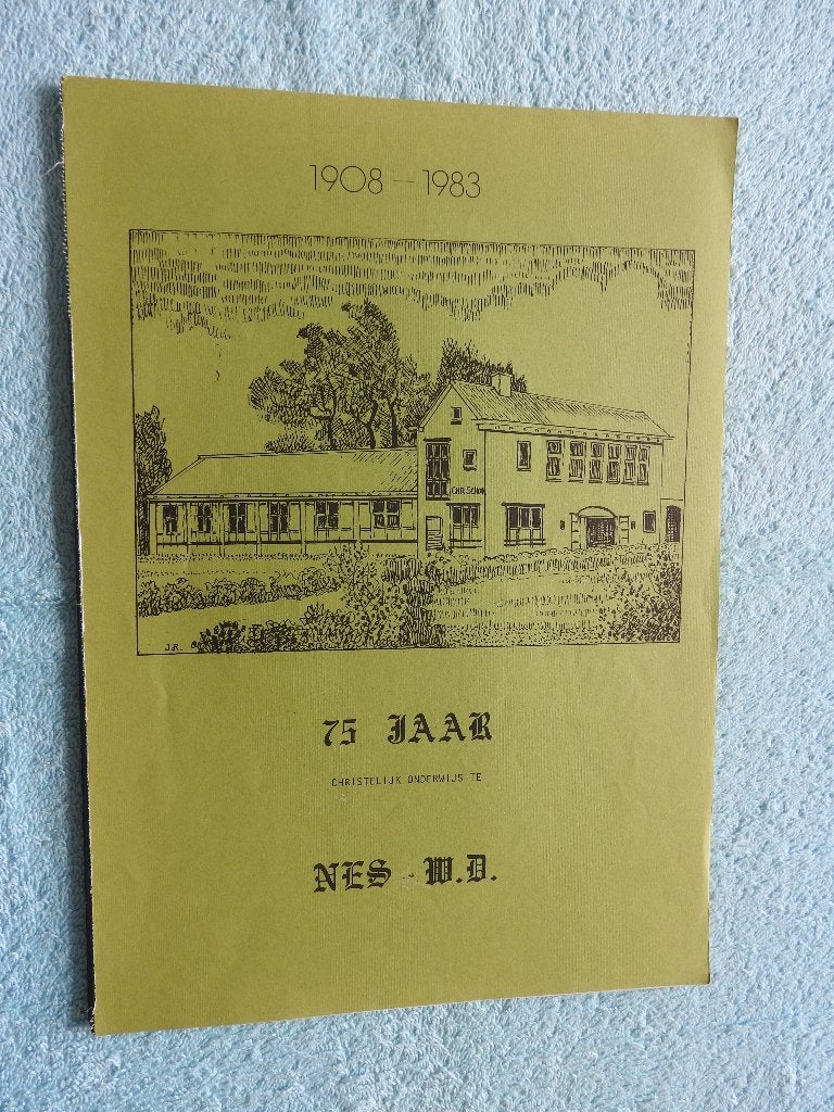 75 jaar Christelijk Onderwijs te Nes W.D. 1908-1983, Boeken, Geschiedenis | Stad en Regio, Ophalen of Verzenden, Gelezen