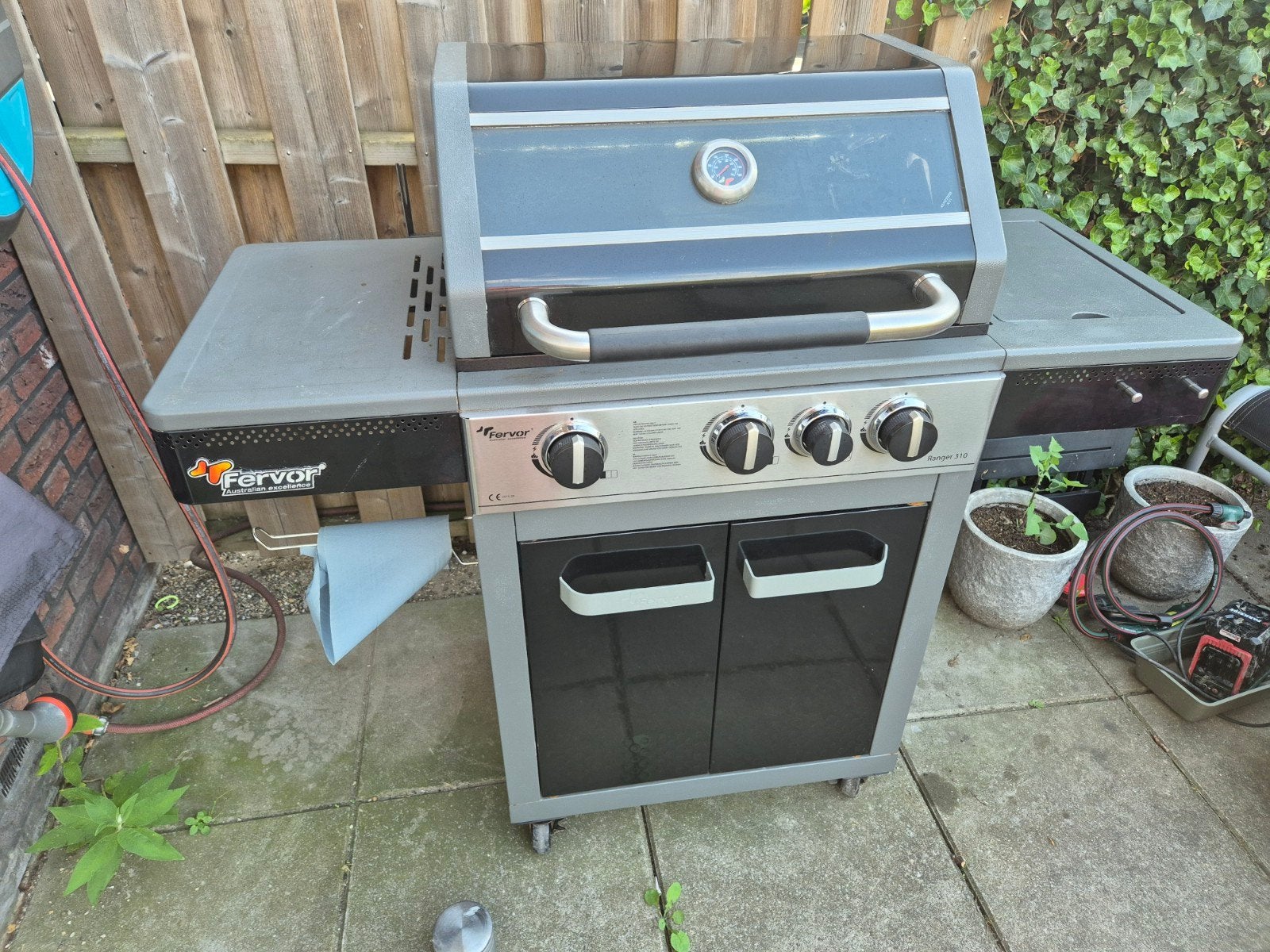 Fervor Ranger 310 gasbarbecue met zijbrander, Ophalen, Zo goed als nieuw, Fervor