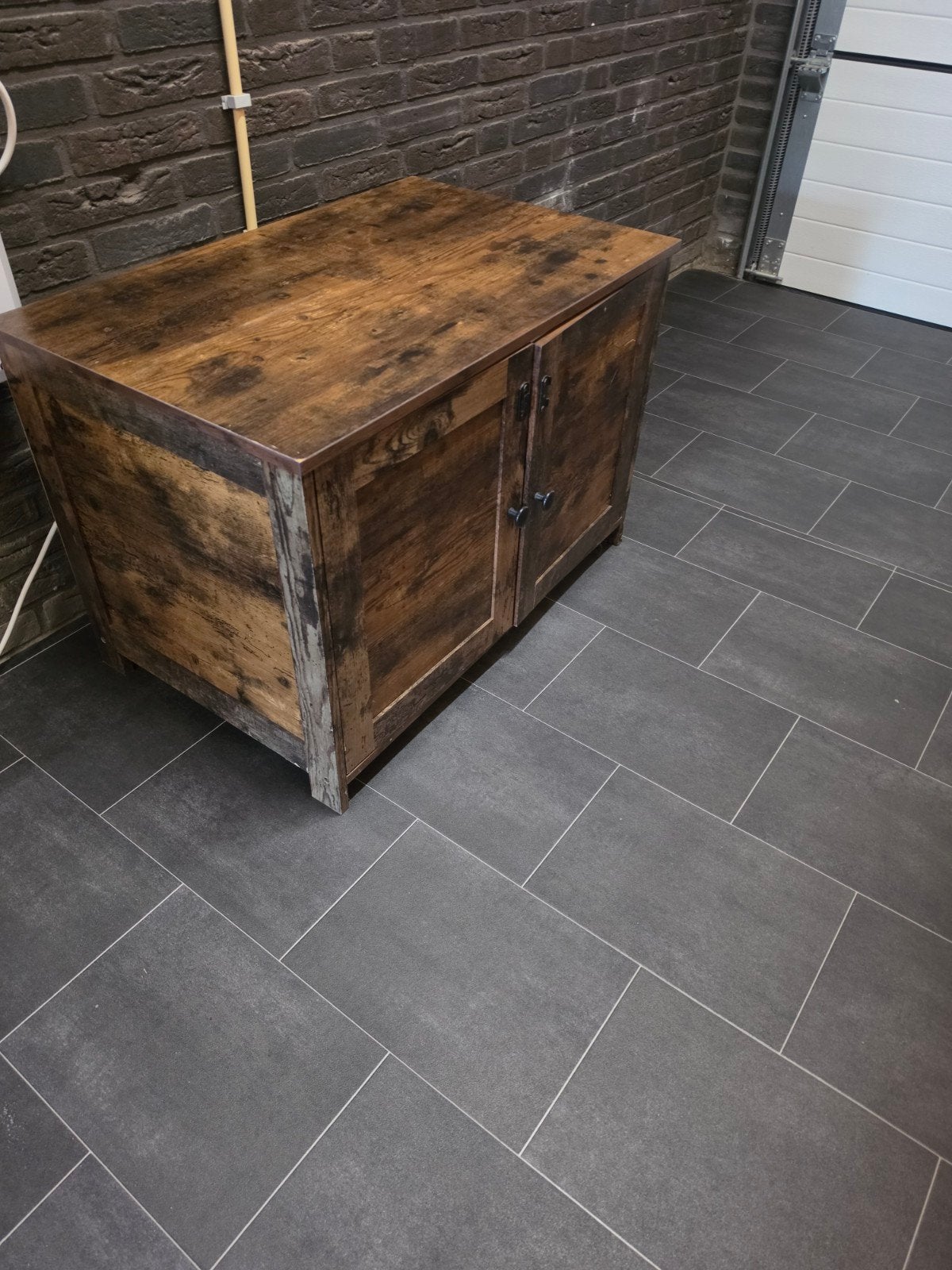 Houten Kattenbakombouw / Huisje - Rustiek Bruin, Ophalen, Zo goed als nieuw