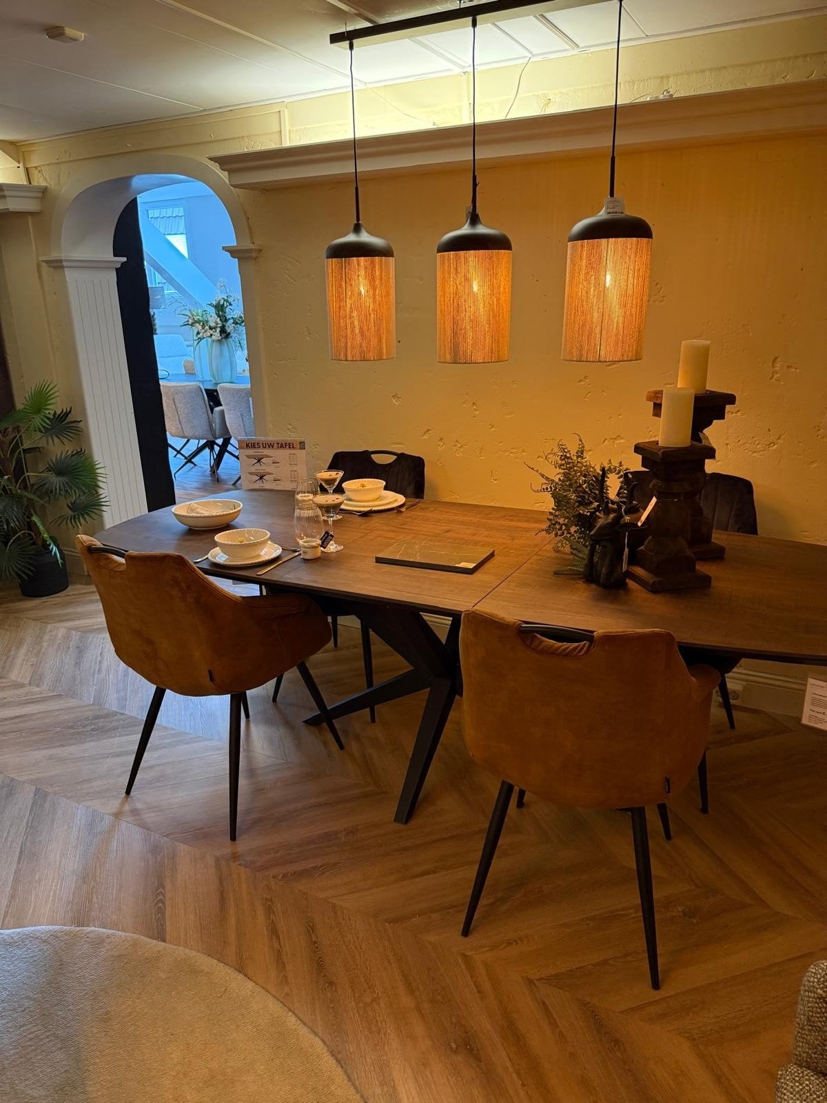 Eetkamerstoelen Pijnacker met stalen handgreep, Ophalen, Overige kleuren, Nieuw, Landelijk