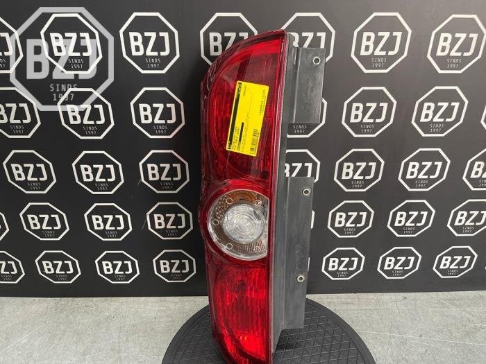 Achterlicht links van een Fiat Doblo, Gebruikt, -, -, Ophalen of Verzenden